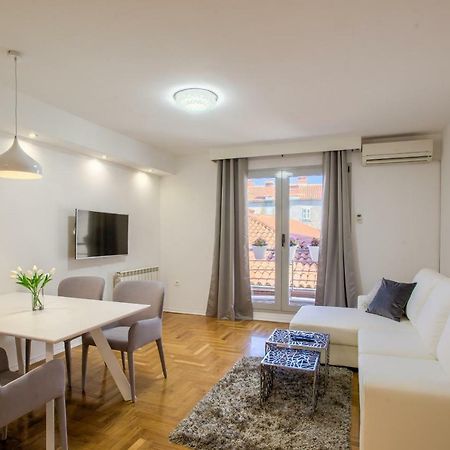 Apartment San Rocco Center Pula Exteriér fotografie