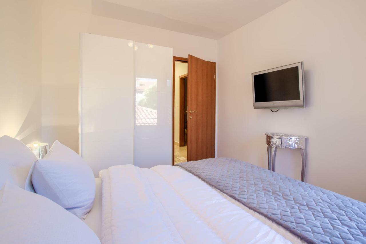 Apartment San Rocco Center Pula Exteriér fotografie
