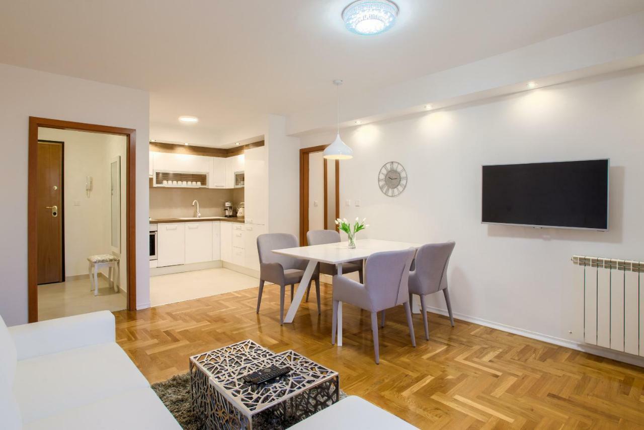 Apartment San Rocco Center Pula Exteriér fotografie